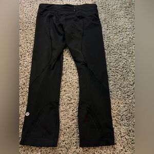 lululemon size 6 capri black leggings